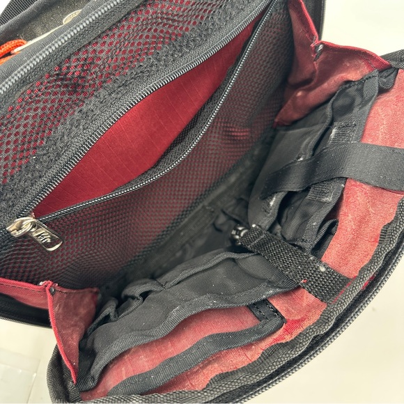 Vintage REI Lumbar Fanny Hip Pack Waist Bag Sling Crossbody Hiking Backpacking - Picture 8 of 16